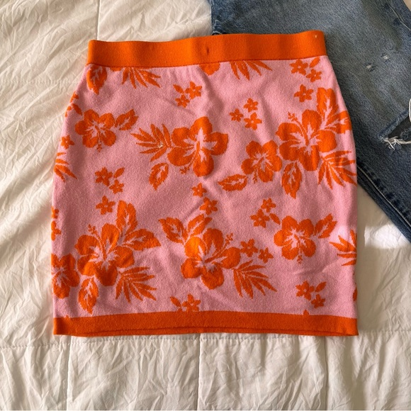 wild fable Dresses & Skirts - Target Skirt‎ size small bright floral